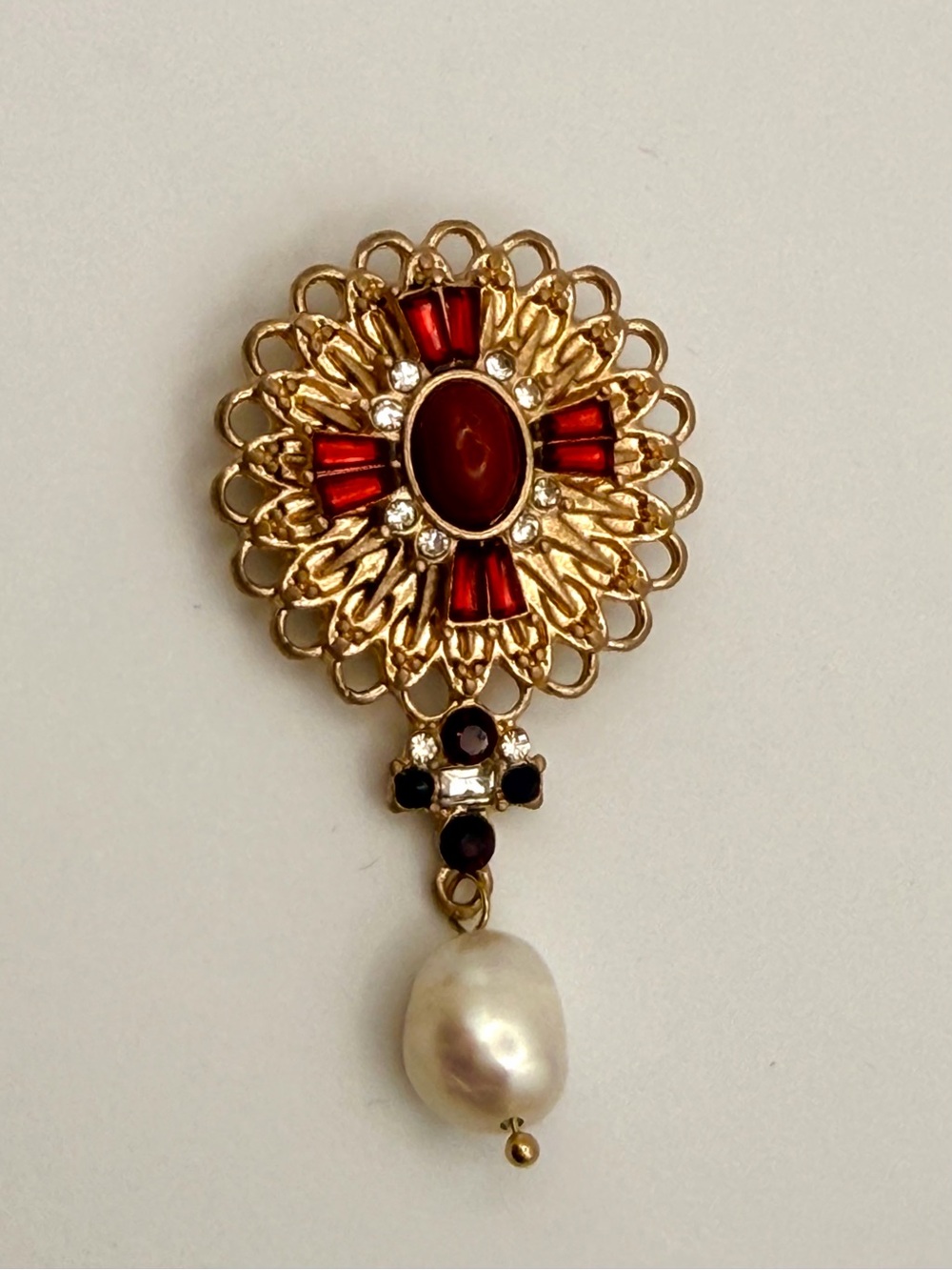 Gold-Tone Red Crystal Drop Brooch Pearl dangle small black stones